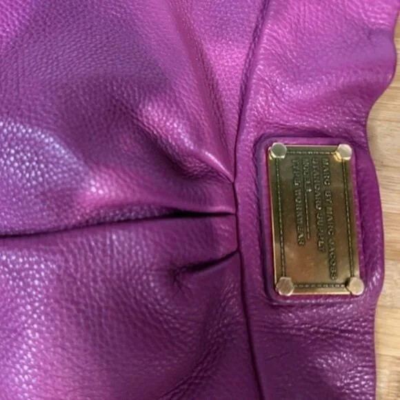 Vintage Y2K Marc Jacobs Raspberry Hillier Leather Hobo Bag - Picture 9 of 16